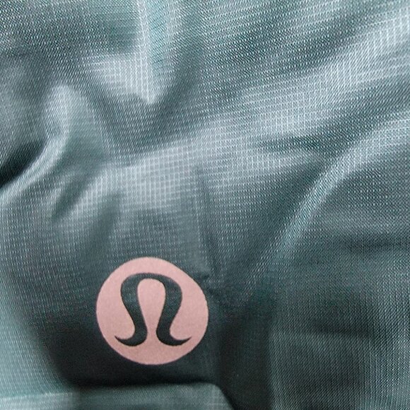 Lululemon Women's Forage Teal Down For A Run Slim Full-Zip Puffer Vest Size 6 - Picture 3 of 7